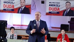 Minister aktywów państwowych Jacek Sasin na wiecu wyborczym Andrzeja Dudy