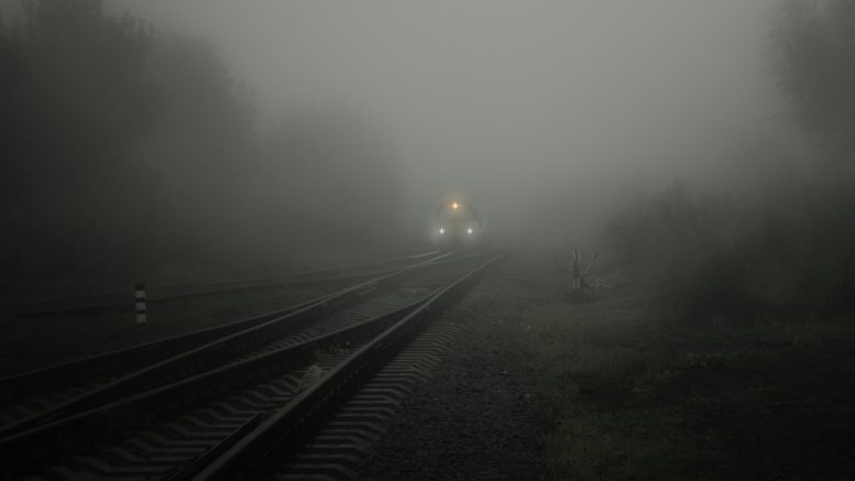 Pociąg w smogu Szczyrk