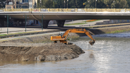 Niszczenie rzeki Lex Knebel
