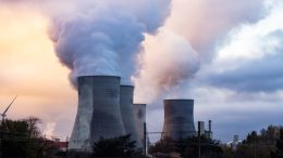 Unia Europejska wycofuje się z energetyki jądrowej, a atomowe lobby kontratakuje