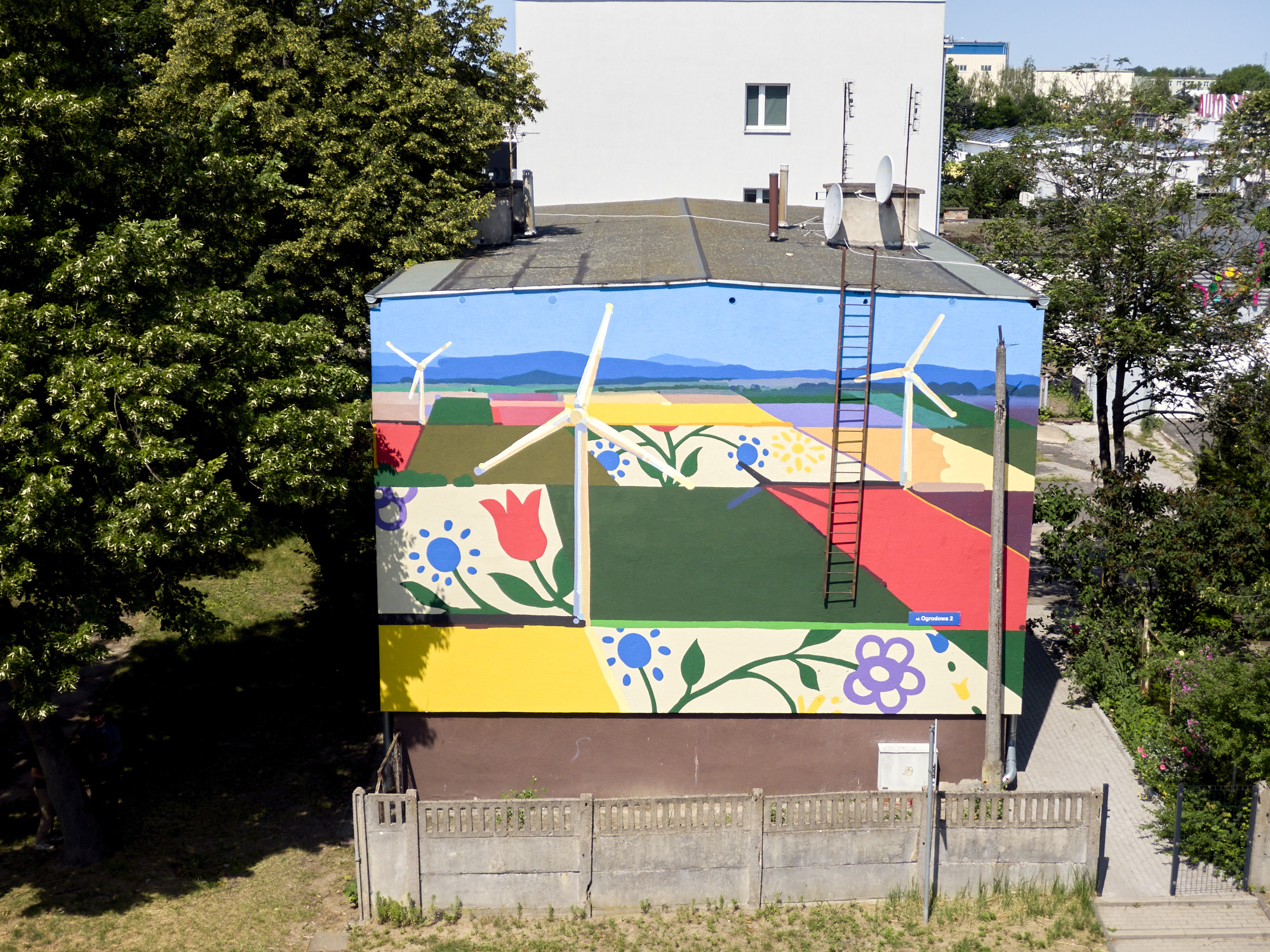 Murale wiatrem malowane. Polskie miasta pokazują, że zielona energia ma ludzką twarz