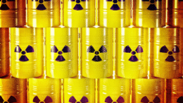 Polski rząd oszukuje inwestorów w sprawie atomu? Groźne odpady, puste obietnice