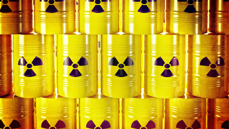Polski rząd oszukuje inwestorów w sprawie atomu? Groźne odpady, puste obietnice