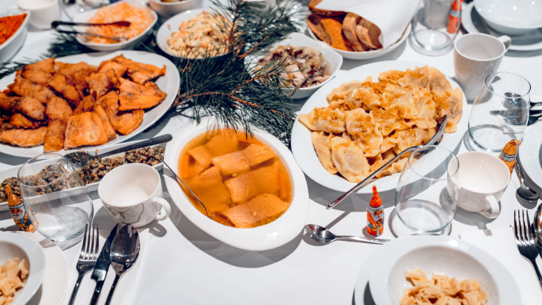 Za blaskiem świąt kryje się problem. Grudzień najbardziej śmieciowym miesiącem roku